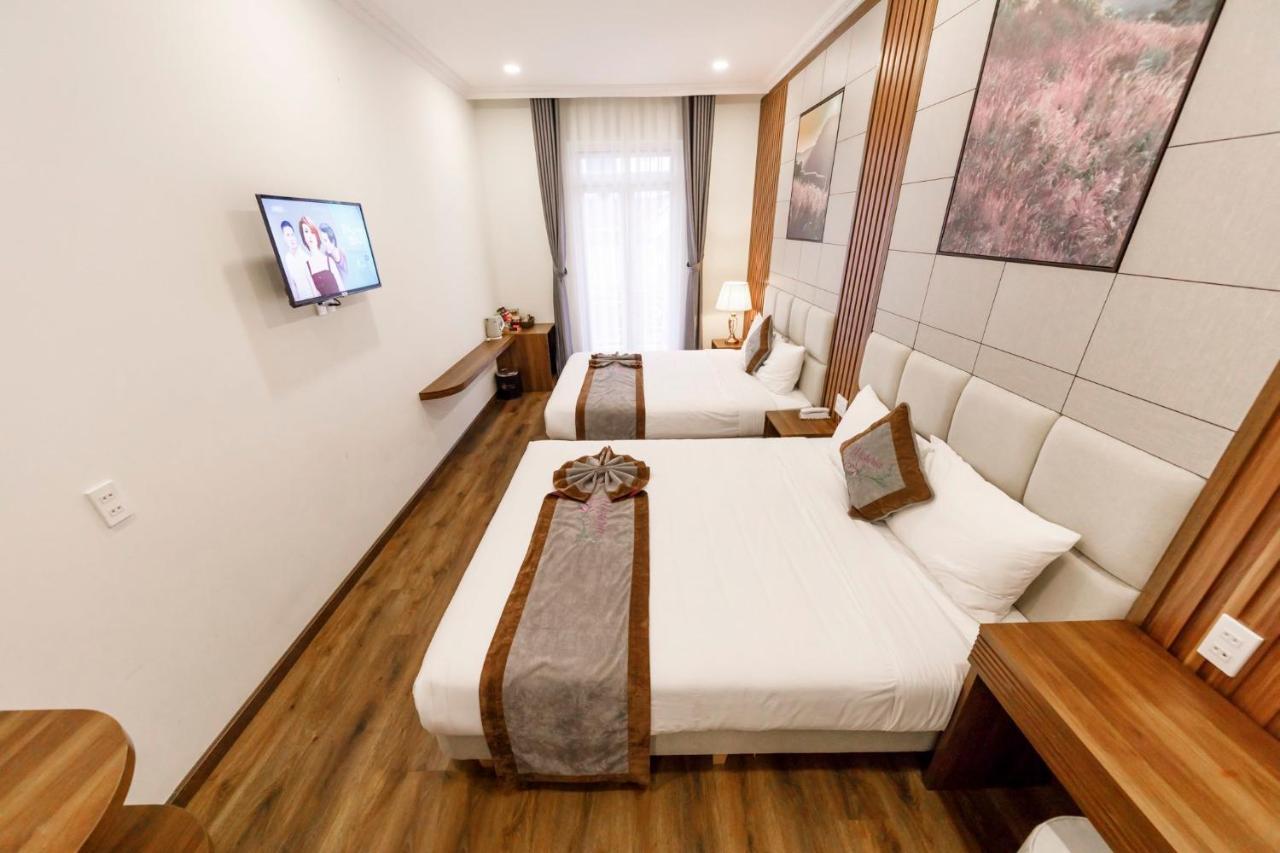 Wisteria Hotel Dalat Luaran gambar